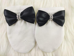 Black On White Blanket Set